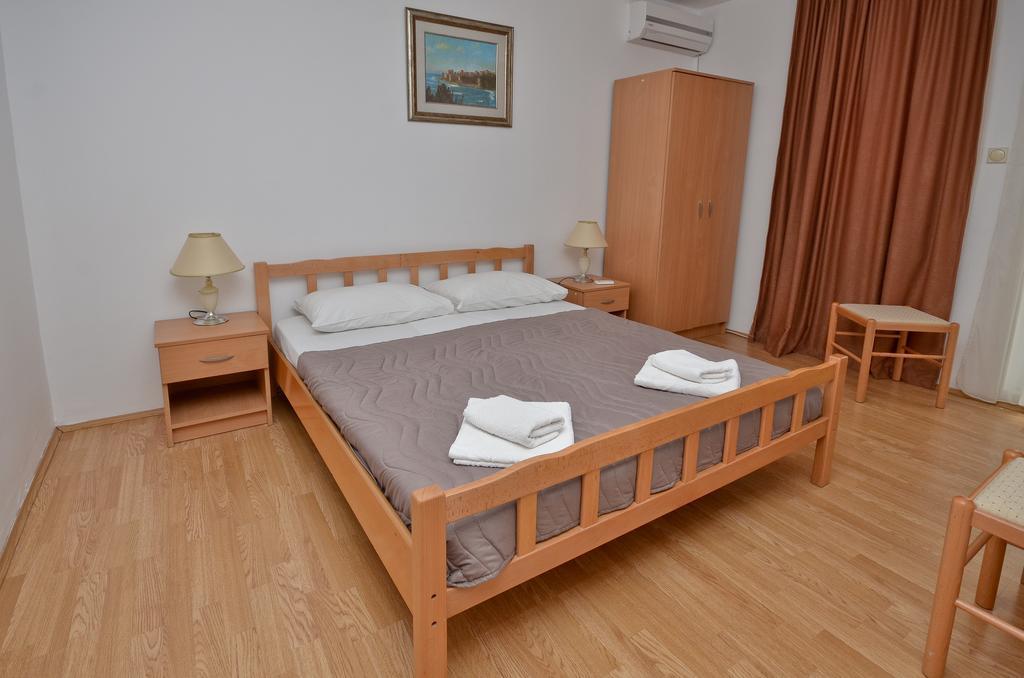 Apartmani Alexandra Budva Rom bilde